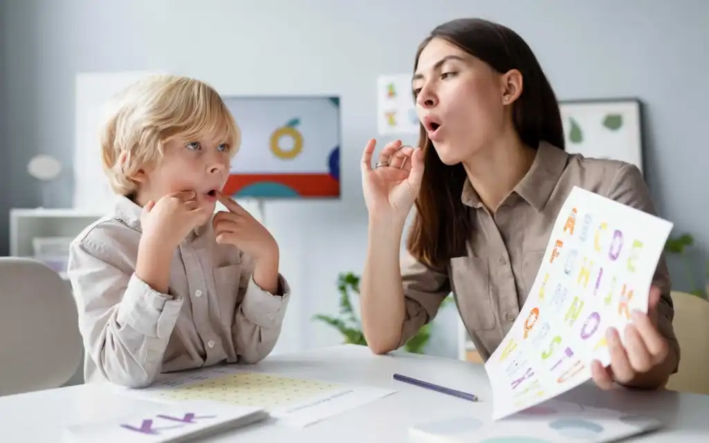 التخاطب والنطق